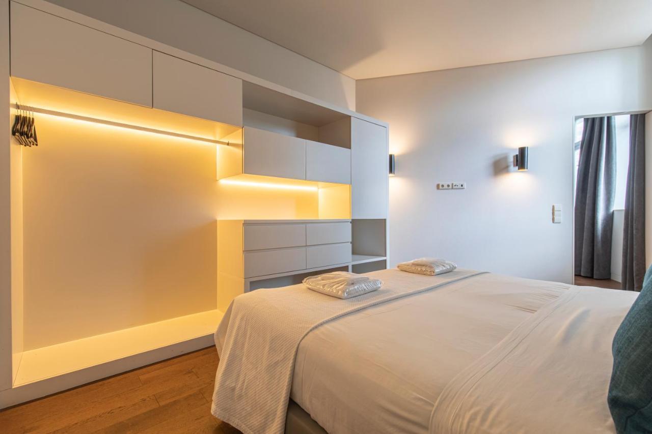 8 Building 420 Apartment *